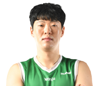 https://img.sanmujingdian.com/img/basketball/player/fb0abfefa6eb772de53067536b5b4b6f.png